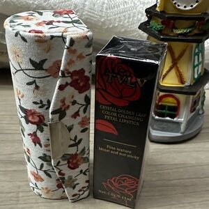 LAST 1! Floral Case & Lipstick - PH color changing lipstick. 🆕